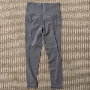 Salutation Stash 7/8 Tight Leggings